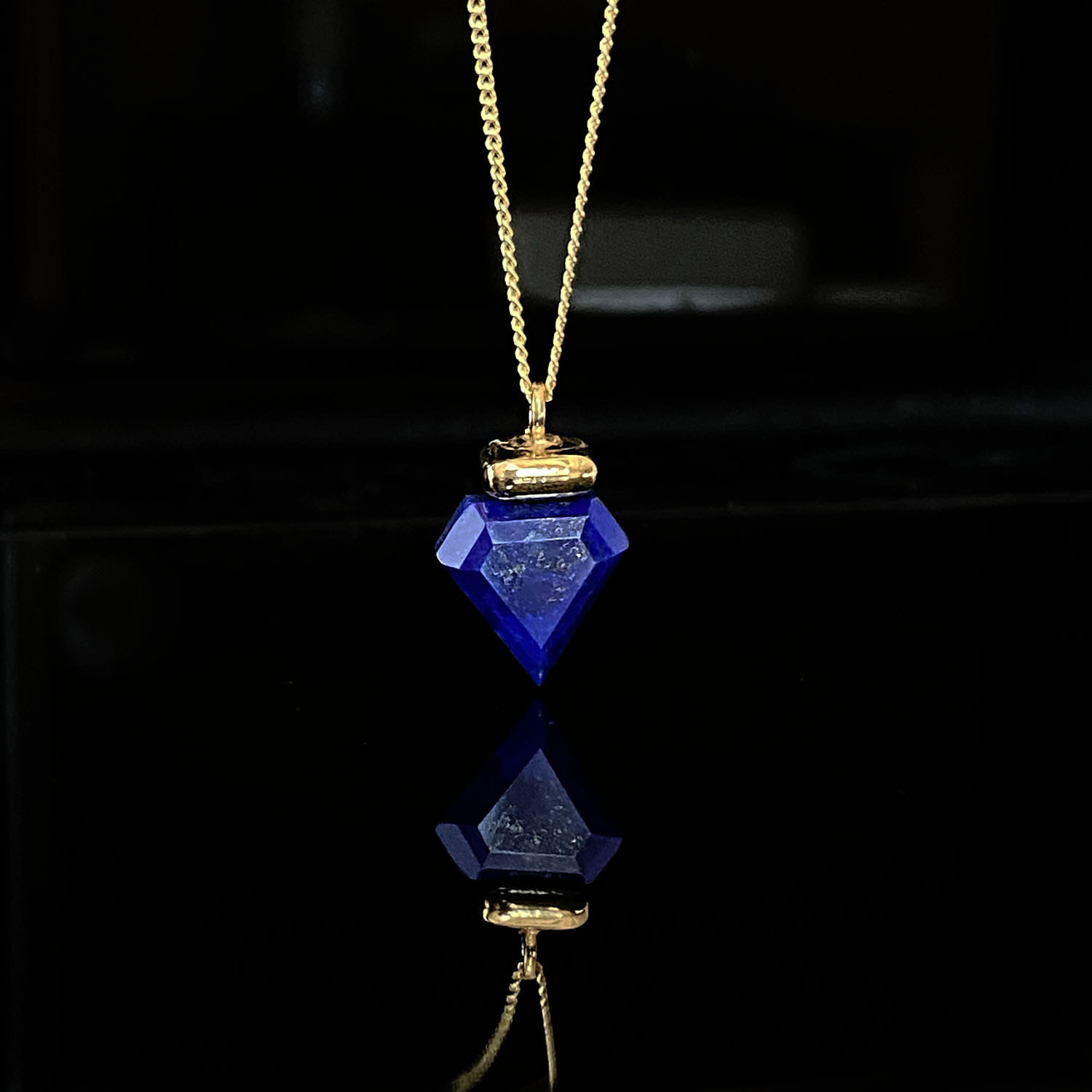 Penta blue necklace